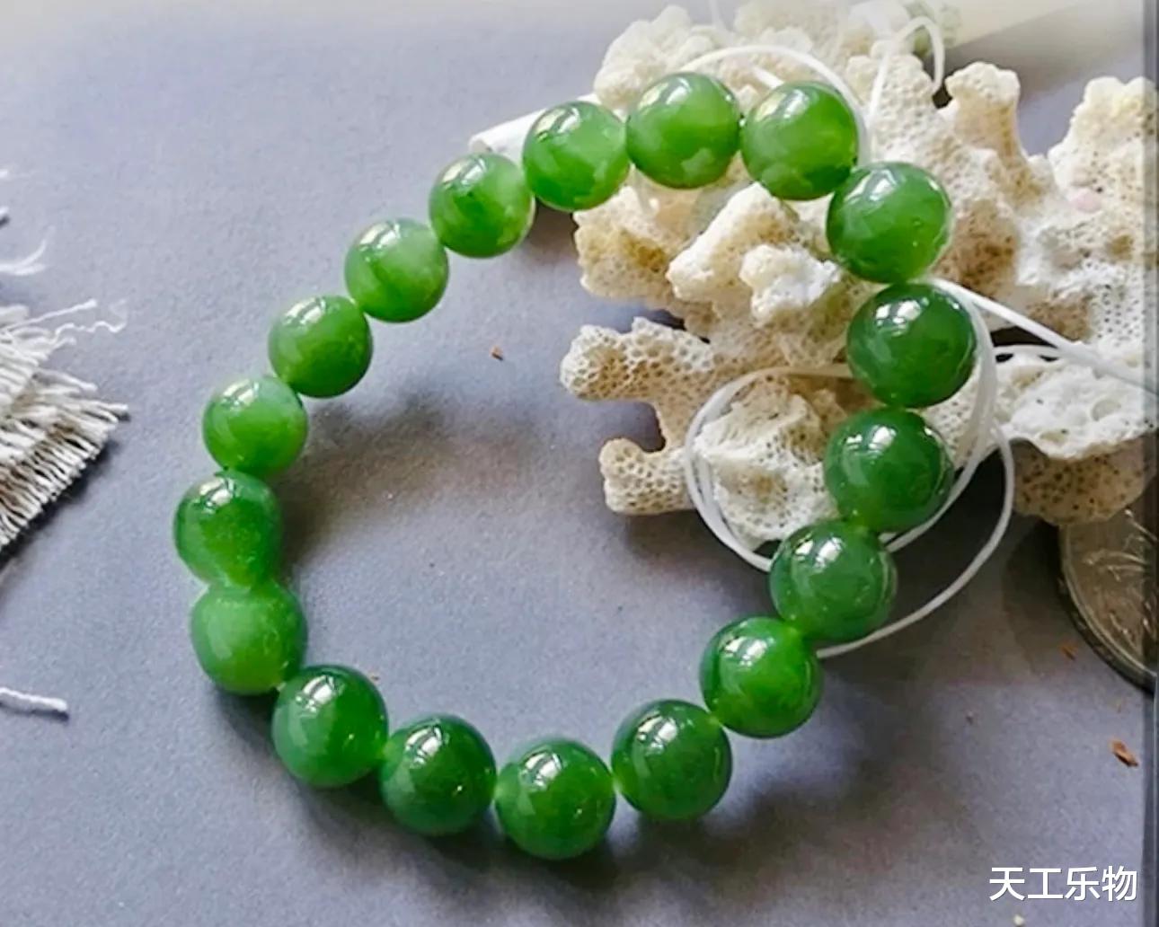 和田玉绿色玉种之王!十种最有代表性的精品碧玉!