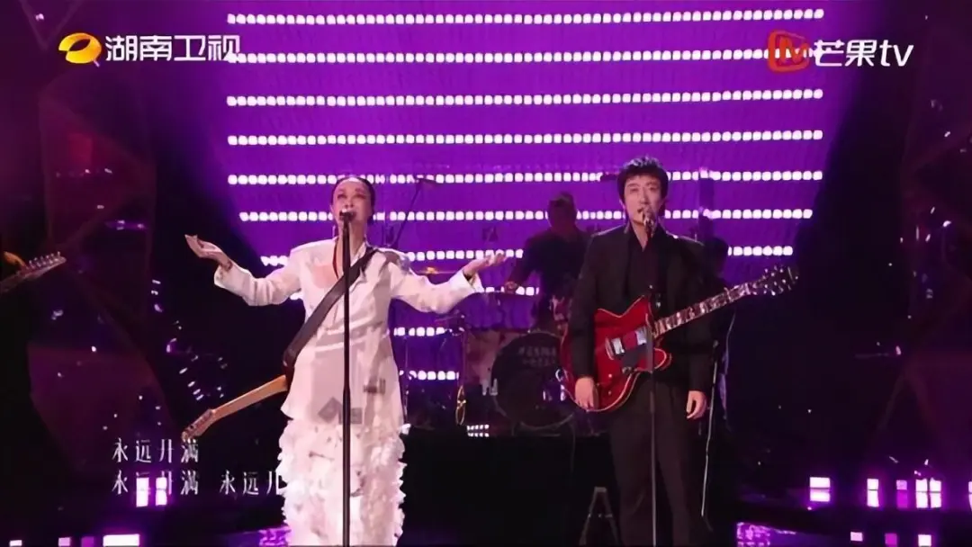 没想到,70岁香港天后甄妮,会以这种方式,给刀朗狠狠出了口恶气