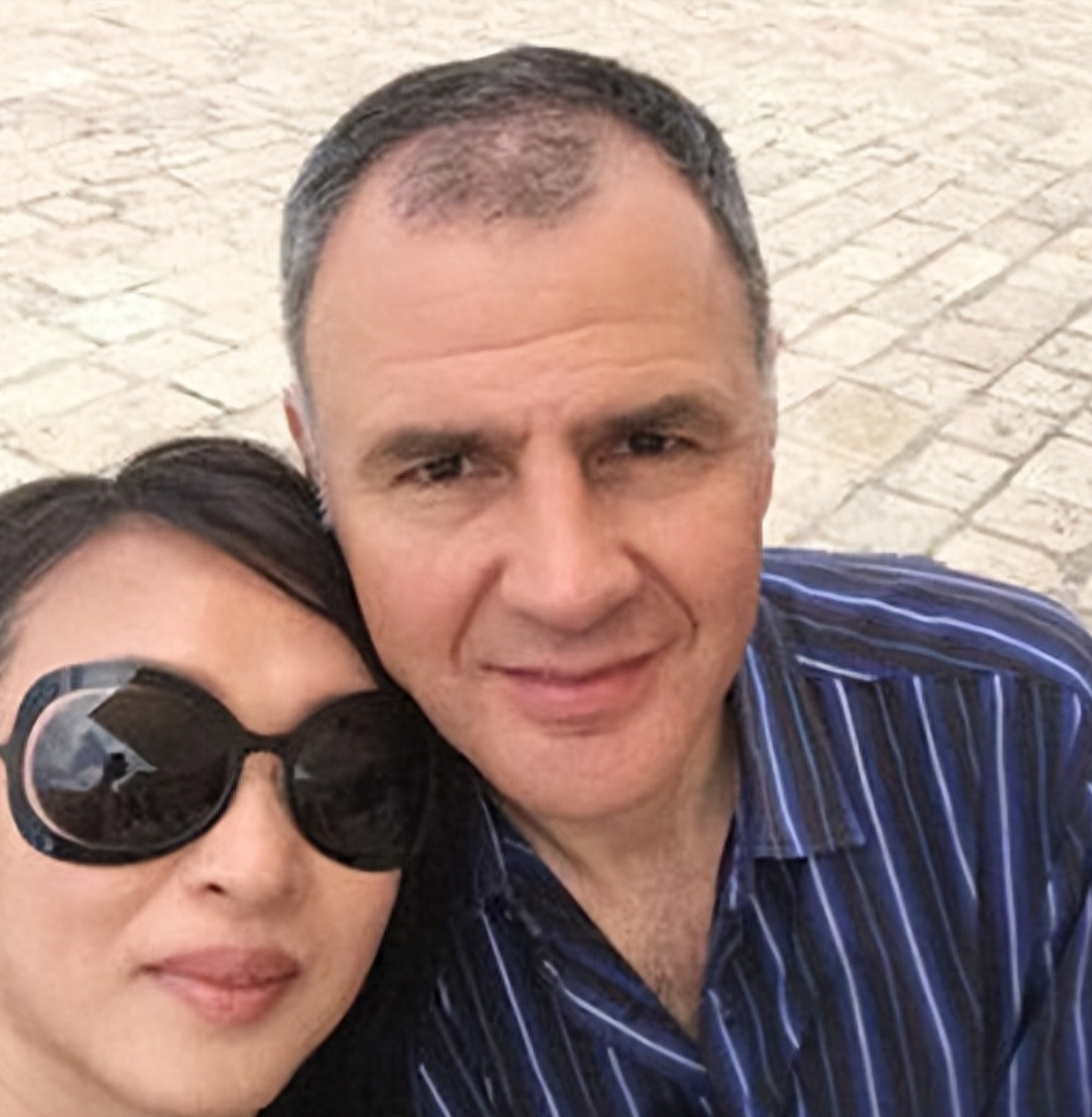 55岁金星:做女人“后遗症”日渐严重,令老公汉斯有苦讲不出