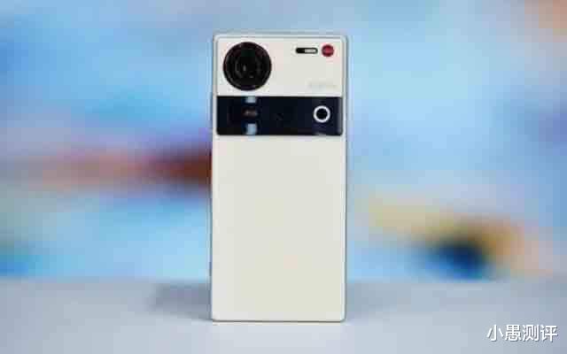 骁龙8至尊版+满级防水+6150mAh,发布一个月售价创新低,更加亲民