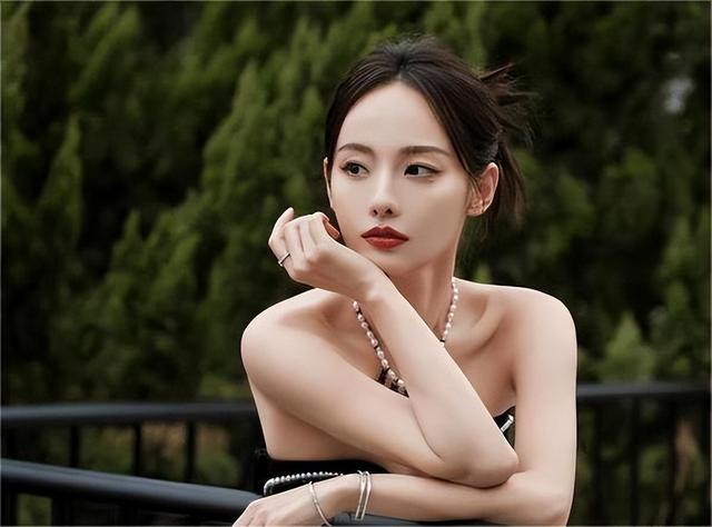 张嘉倪:被封杀后断崖式衰老,疯马秀营销误判,变成人生的输家