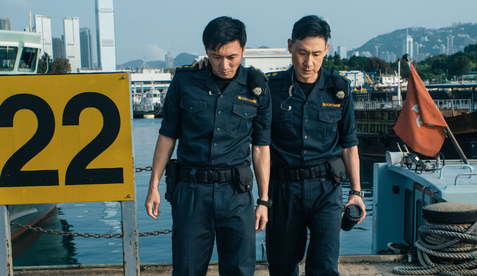 看完《海关战线》的谢霆锋,对塑料古偶应激了!满屏假肌肉的痛,此刻尽数爆发