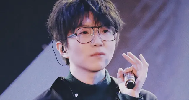 华晨宇突然冲上热搜，惹怒3亿网友：他竟然是这样的人？