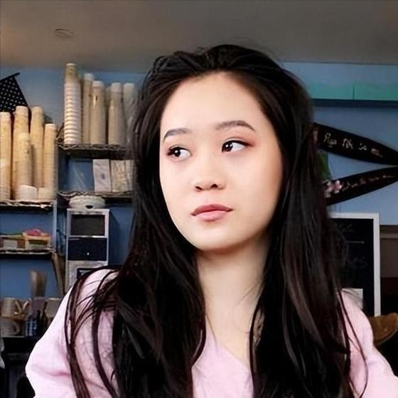 李思:生父李连杰把我和妈妈抛弃，如果可以的话我不想是他的女儿