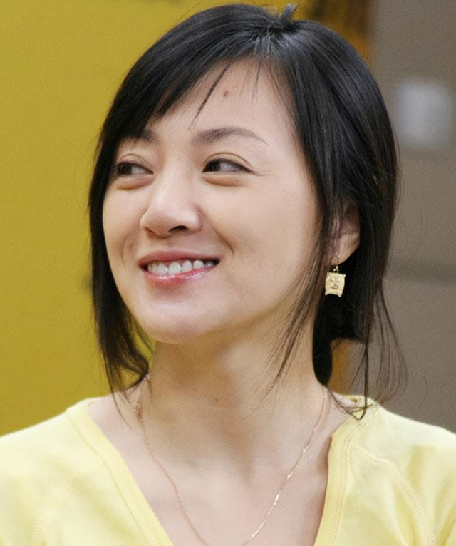 百分百歌手|从5登春晚到沦落精神病院，演员金玉婷的结局，印证了郭德纲的话