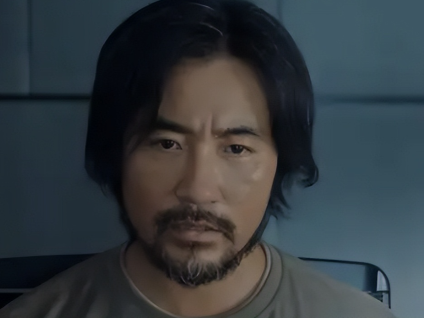 《我是刑警》：本是冲着于和伟去的，却被48岁特别主演惊艳了