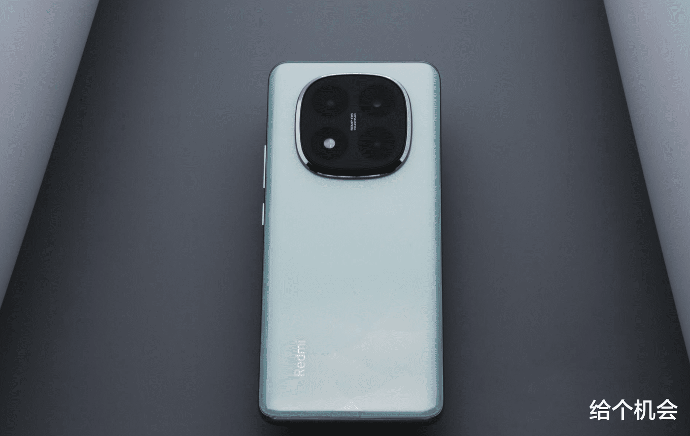 开售一周成为销量冠军!最低1099元起,这个系列的手机真猛!