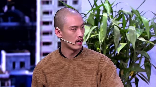 |没后台、没人罩、没热度，大碗娱乐的许君聪，沦为真人秀的炮灰…