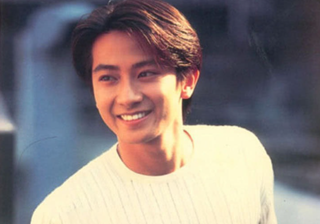 只因说了一句:钓鱼岛是中国的,他被封杀20年,如今复出现状如何