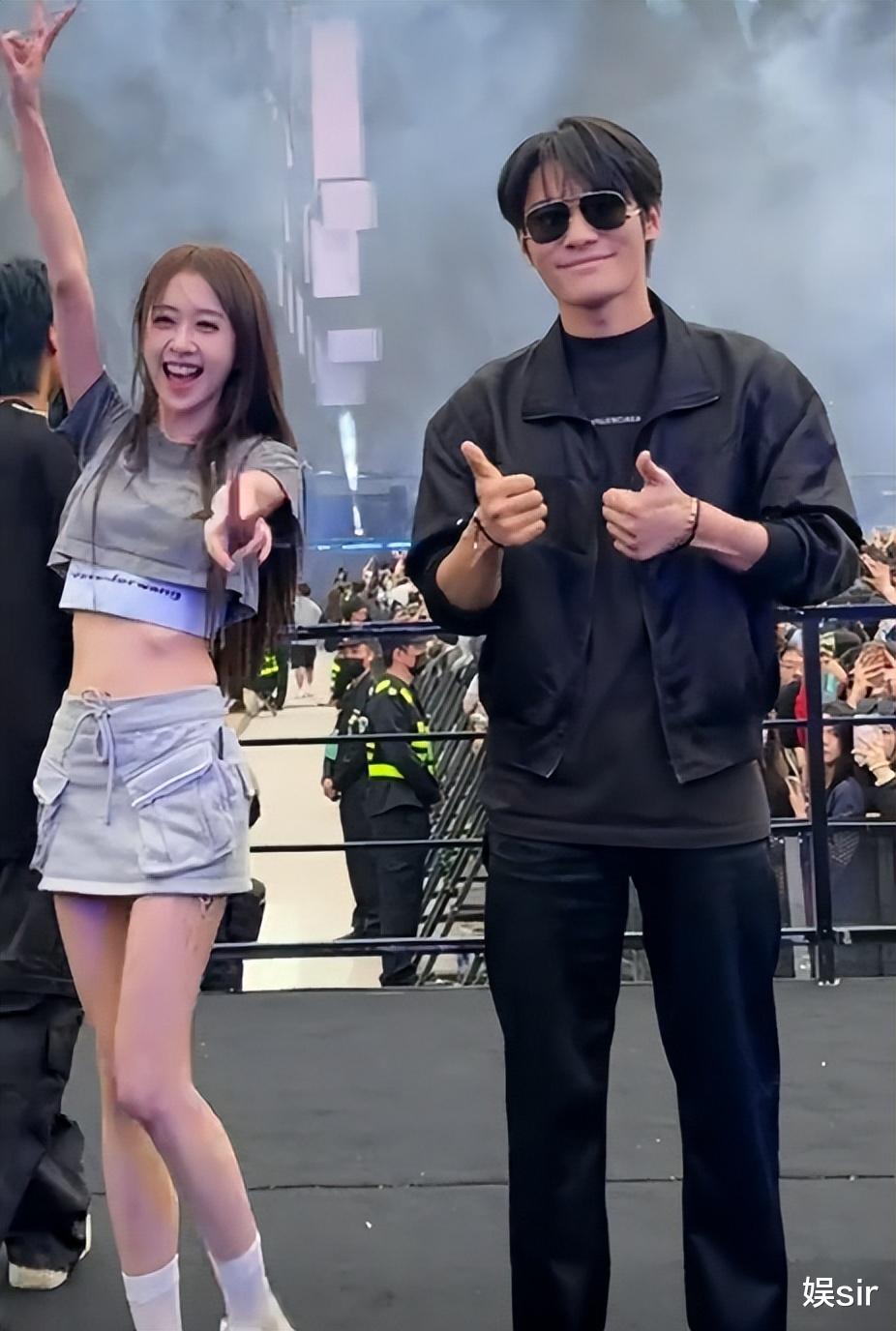 被传介入小杨哥婚姻，与小杨嫂聊天记录曝光！三只羊卓仕琳回应了