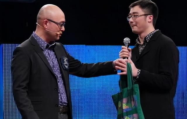 朱真芳|10年,扬言“握一次手要20万”的非诚勿扰的女嘉宾朱真芳现状如何