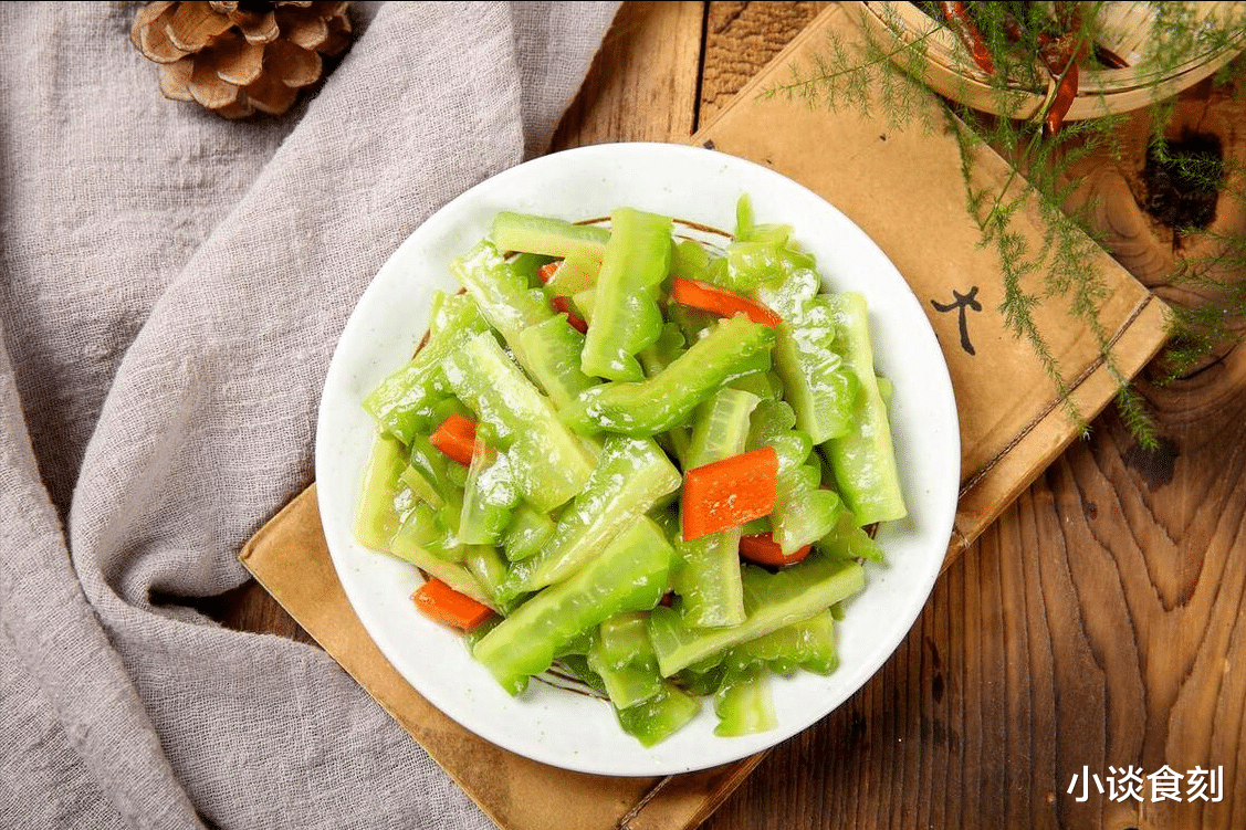 “大暑吃五瓜，身体顶呱呱”，下周一大暑，“5瓜”叮嘱家人多吃