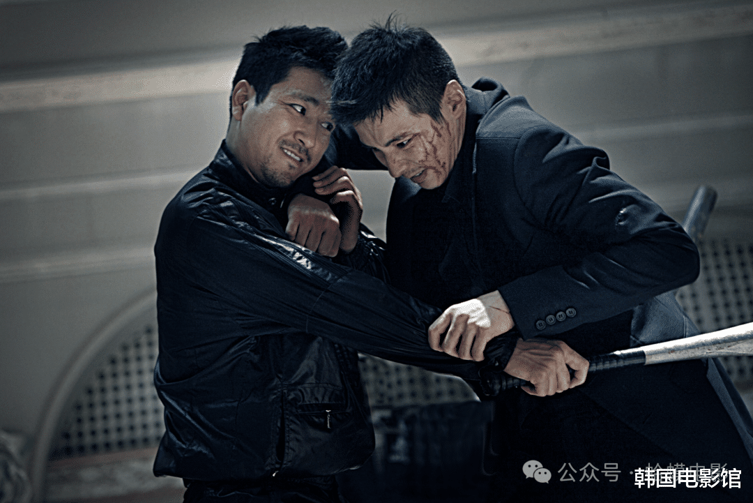 以暴制暴爽翻天,这部韩国电影嗨爆了!