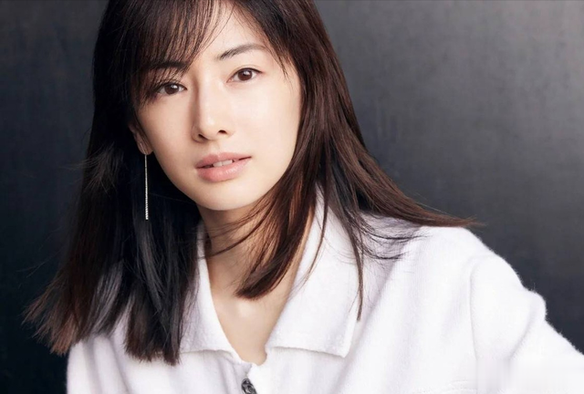 日系禁欲系颜值天花板？确认了——献身艺术的北川景子