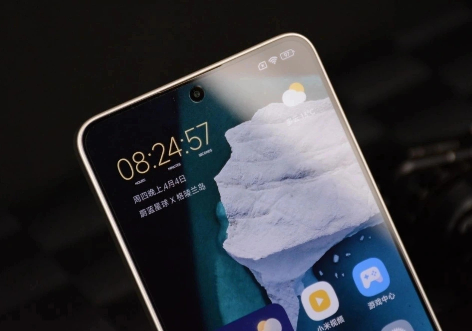 千元价位“搅局者”,90W闪充+骁龙8sGen3,发布七个月跌至1468元