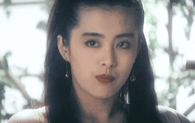 王祖贤现身酒店,住1500元一晚房间,体态略显丰腴但难掩星味