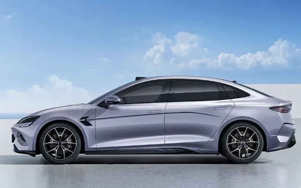 13.98万！比亚迪：800V、激光雷达、2000km续航！