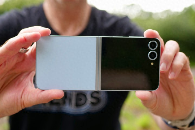 重磅!三星神秘新机代码曝光,三款折叠屏手机即将来袭