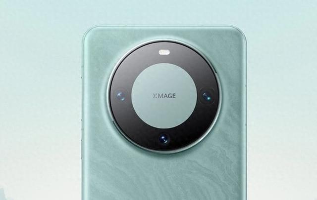 后置居中类椭圆镜头 华为Mate70系列工程机设计曝光