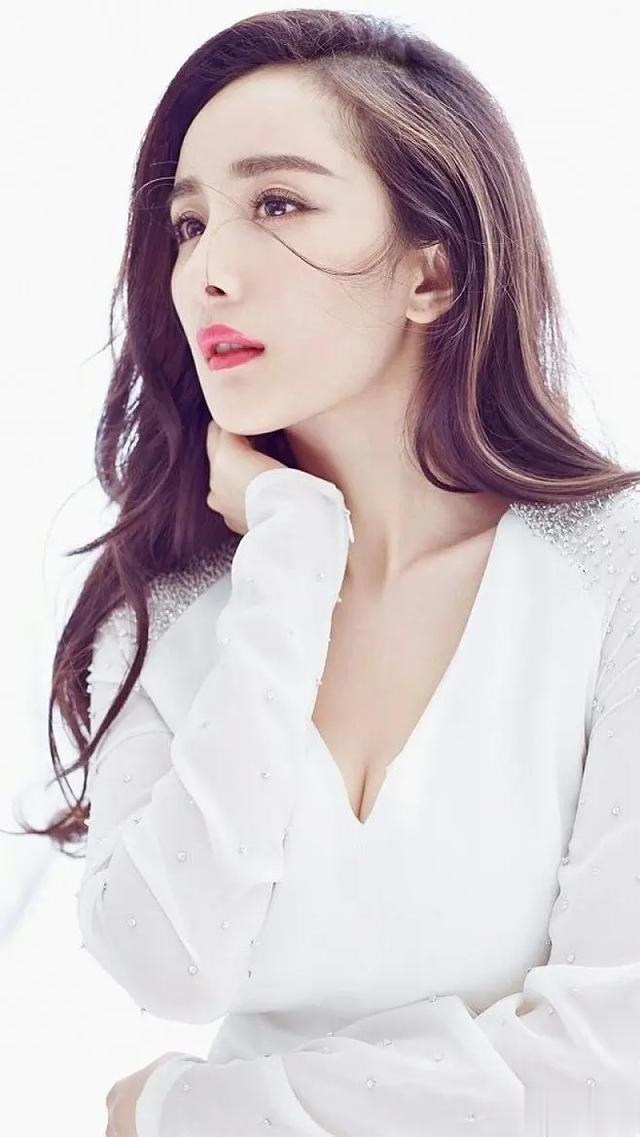 一眼误终身！大幂幂超美写真，不知刘恺威作何感想？