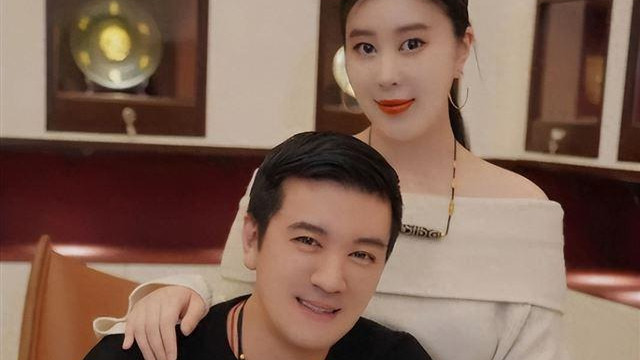 杨子带22岁女儿杨海润与黄圣依聚餐，二人离婚后首同框，相谈甚欢
