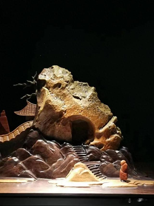 不赋妙意，石头成不了艺术品