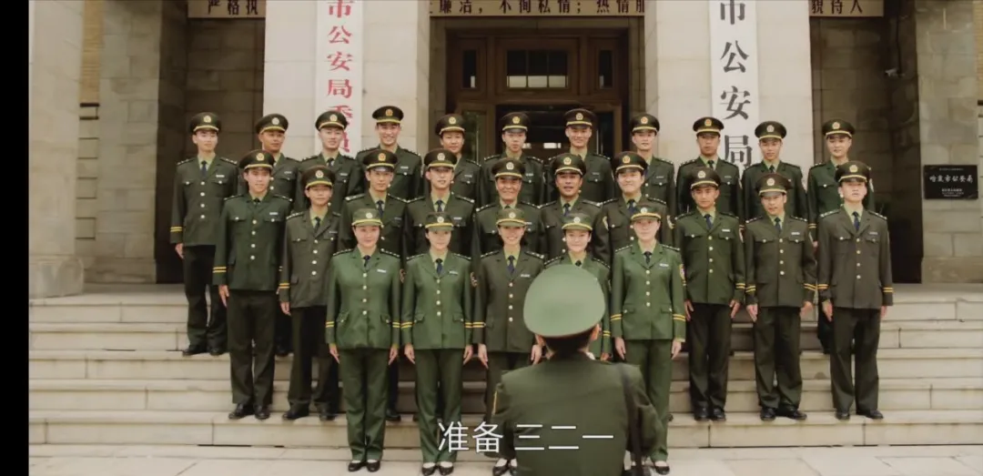 震撼满屏!《雪迷宫》32集终极落幕,年度最揪心大结局!