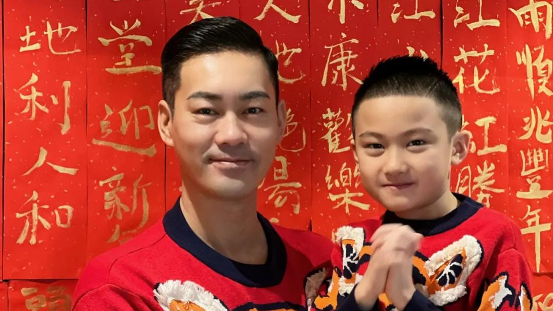 知名港星送儿子到内地军训，被赞会教育孩子，岳父身份大有来头