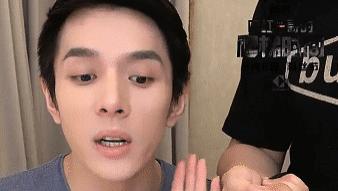 李佳琦直播5分钟，狂卖了20000支的洗面奶，网友：7次黑头闭口没了