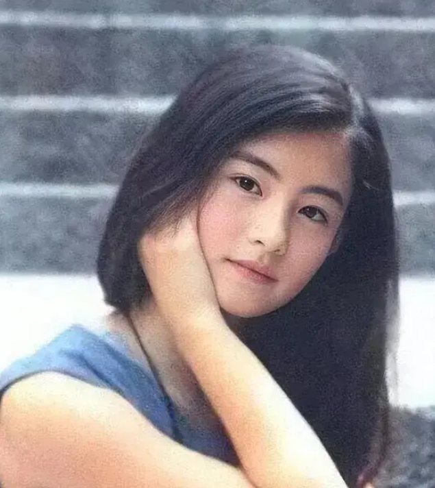 如今才明白，谢霆锋对张柏芝，不是喜欢，而是“深爱”