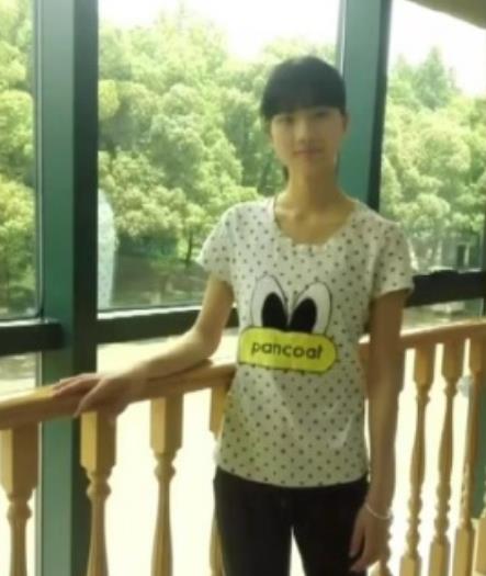 又美又飒!女飞行员徐枫灿生活照曝光,原来她还有这么温婉的一面