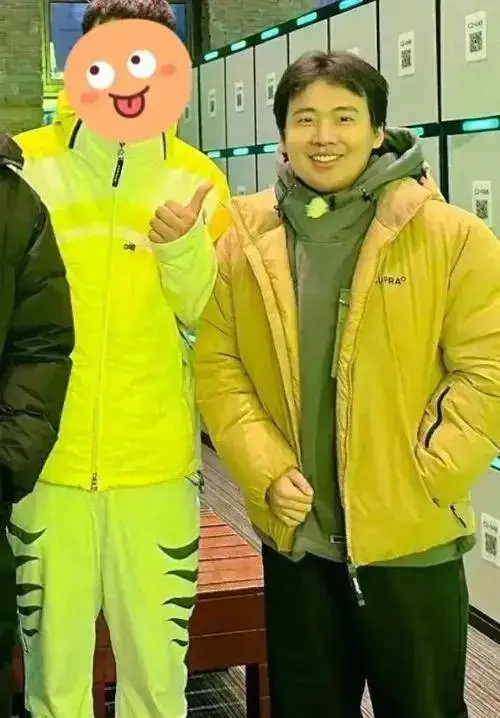 别再关心「贾玲瘦100斤」了，赶紧看看黄晓明吧，已经胖了30斤了