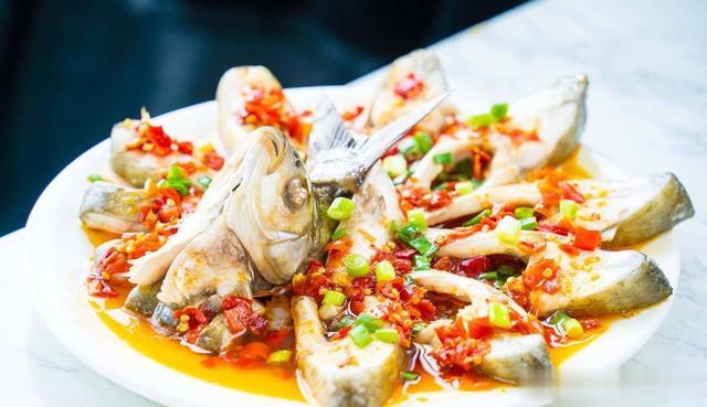 不管炖什么鱼,一条鱼用1克它,立马香味扑鼻,肉嫩汤鲜没腥味