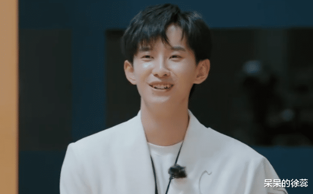 《无限超越班2》火了，4位功臣要嘉奖，黄龄不傻，金莎很赚