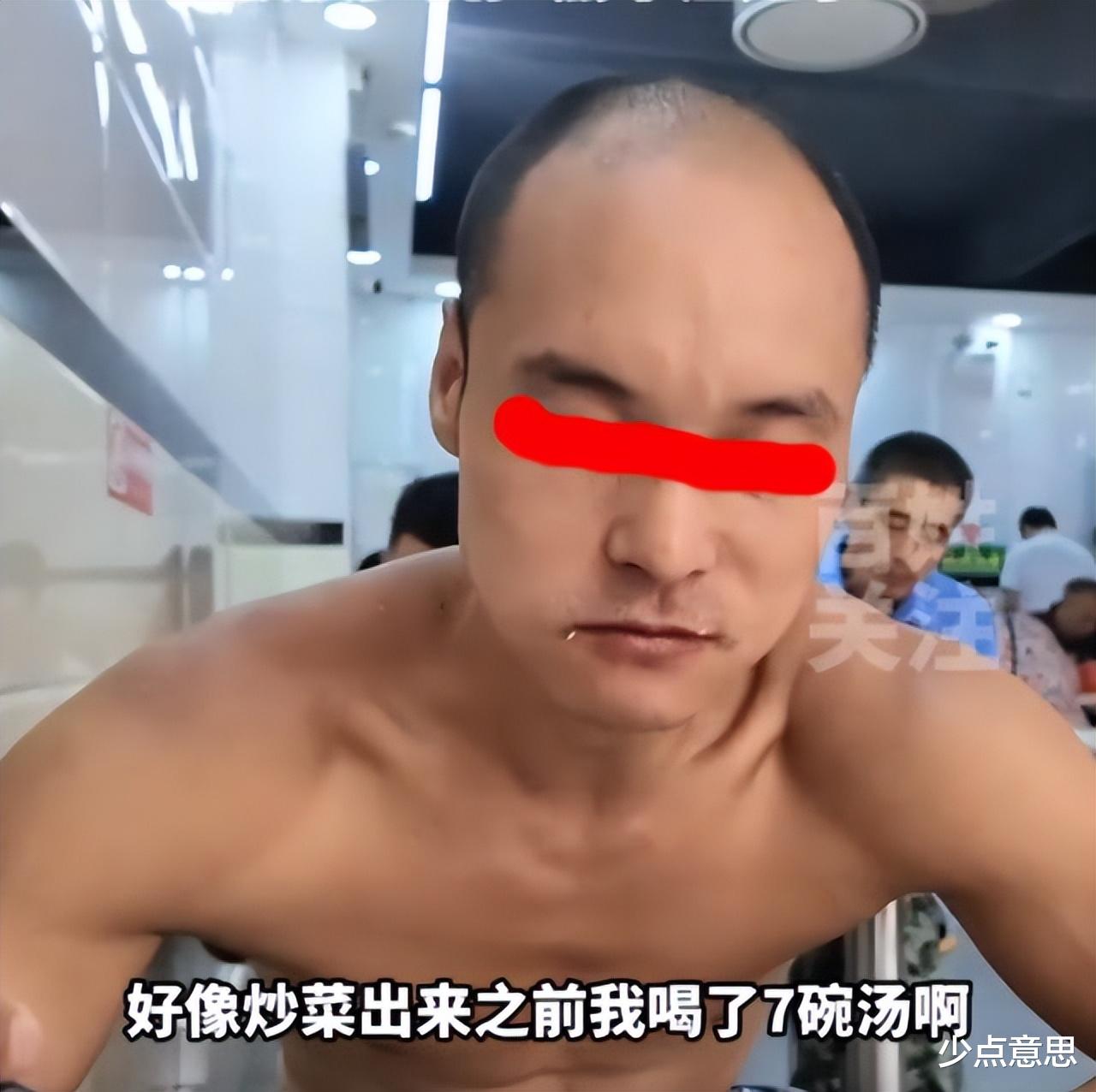 广东：35岁小伙日赚过千，进店吃饭老板要别人15元，却要自己25元