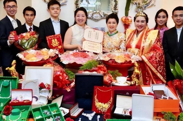 5年后,再看那个21岁就迎娶赌王千金的哈佛学霸,他如今怎样?