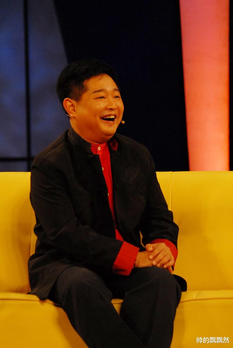 央视名主持肖东坡:与校花老婆离婚后再婚,前妻后妻的孩子都是宝