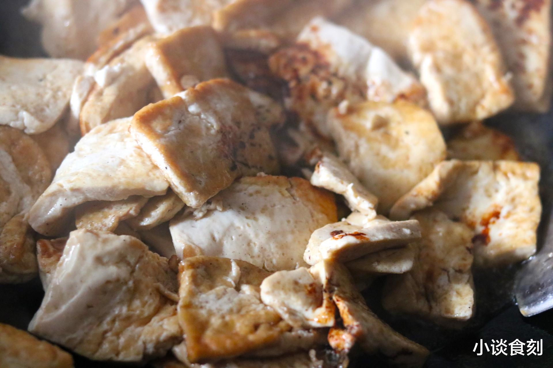 明日3月1日,“3菜不上桌,福气不进门”,指哪3菜?春天记得多吃