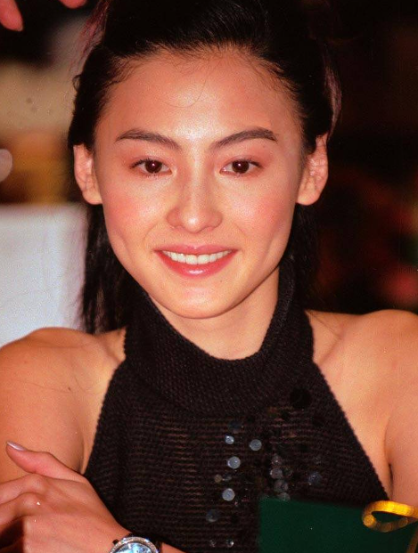 张柏芝首次承认，伤她的不是陈冠希，而是让她3年怀孕5次的男人