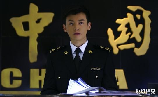 他戏演得不错,就是名字太特别,能叫上来的人不多,其实早该火了