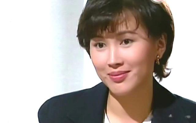 “亚视一姐”被渣男骗光家产,气死母亲儿子抑郁,现61岁流落街头