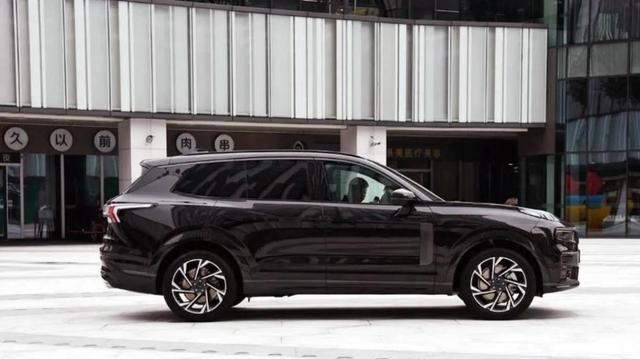 吉利版“XC90”亮相，新SUV 3天销量破1.8万，比卡宴还漂亮！