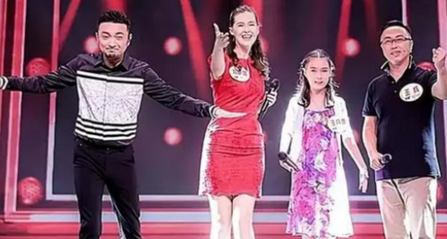 09年,俄罗斯超模嫁给大11岁东北大叔后,为他生混血娃成中国辣妈