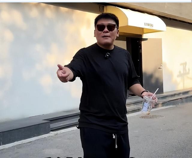 网红韩景枫宣布工体酒吧破产!亏损高达1300万,曝现实原因太无奈