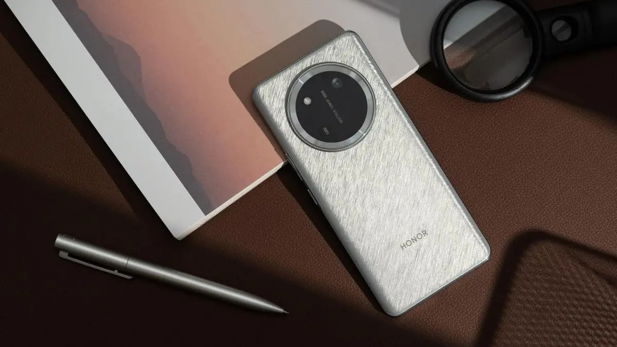 6600mAh超长续航，1.08亿主摄+北斗双向短信，国产旗舰跌破1400元