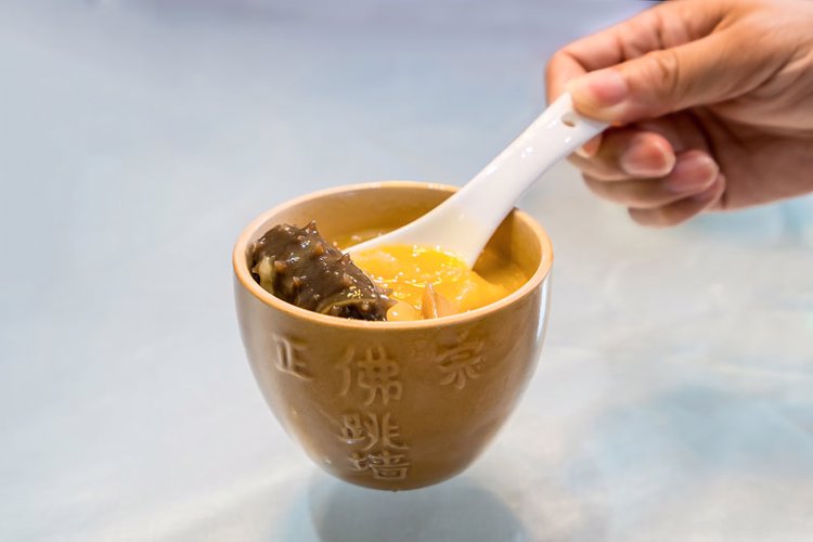 62岁男子坚持不吃晚饭，降血脂、软化血管，半年后身体状况如何