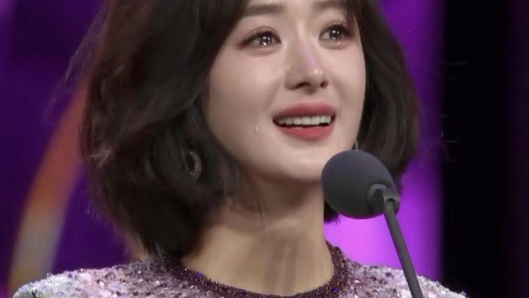 飞天奖后，再看赵丽颖与冯绍峰的“较量”：没有一个不是赢家