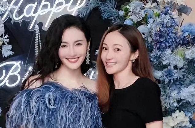 42岁姚笛罕见现身,朋友圈自曝3年不化妆没戏拍,网友直呼认不出