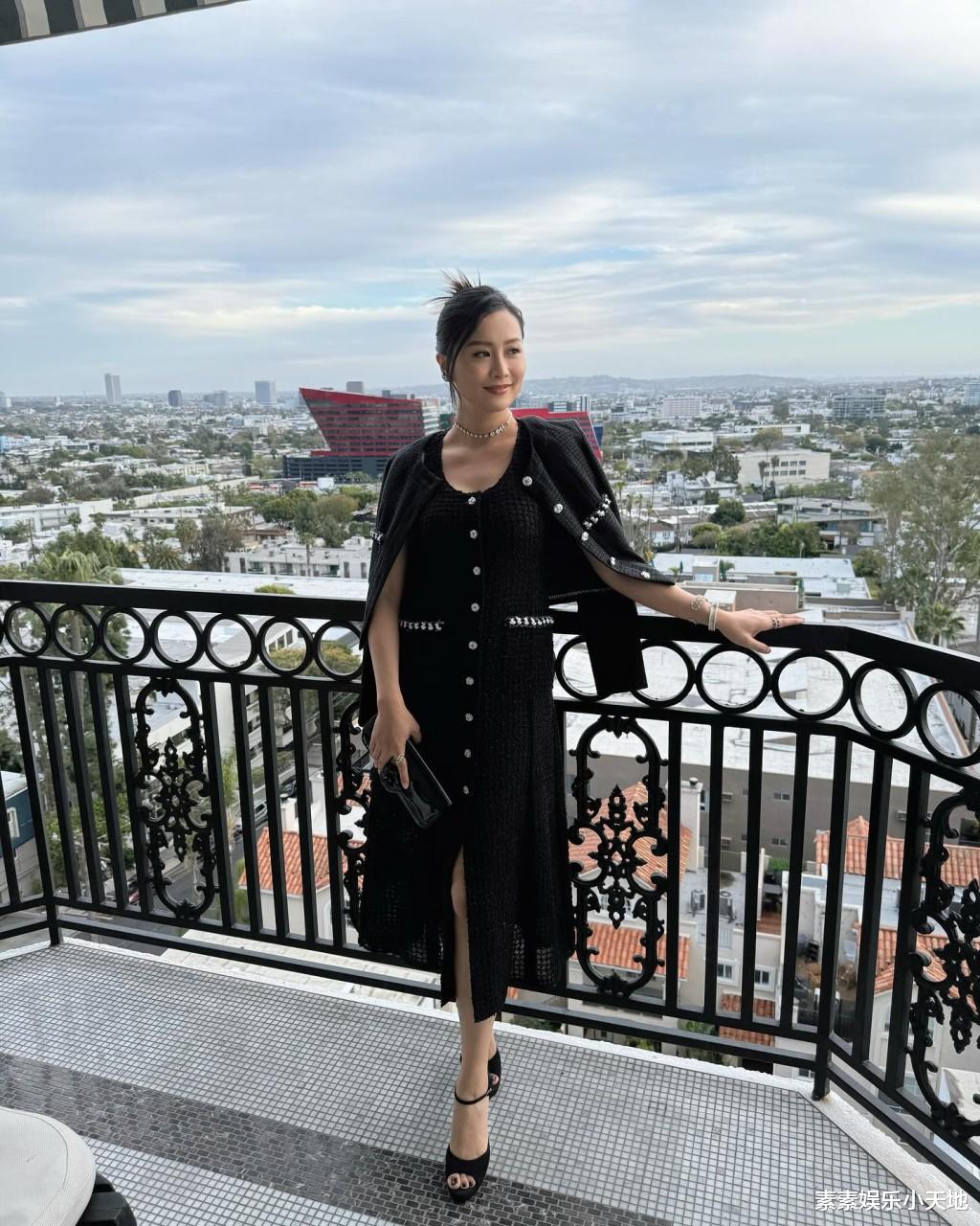 陈法拉二胎后首露面，极速瘦身零水肿，穿12万连体裙开怀灿笑