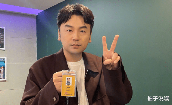 雷佳音夺得三大奖，斩获大满贯